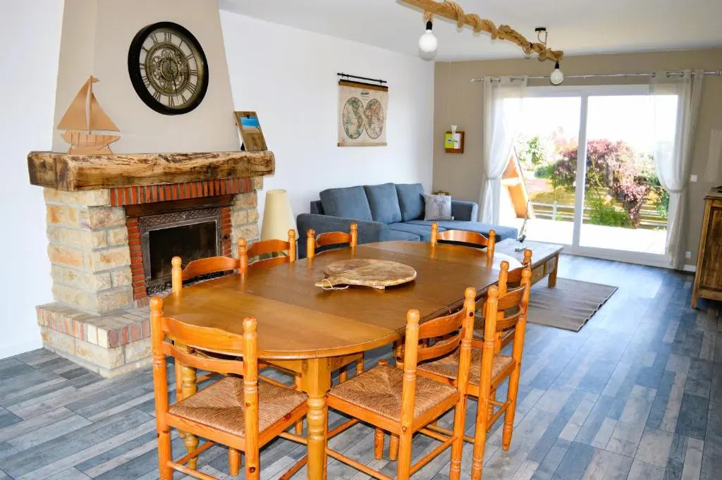 La Maison Penchee, Avec Jardin a 50m de la Plage