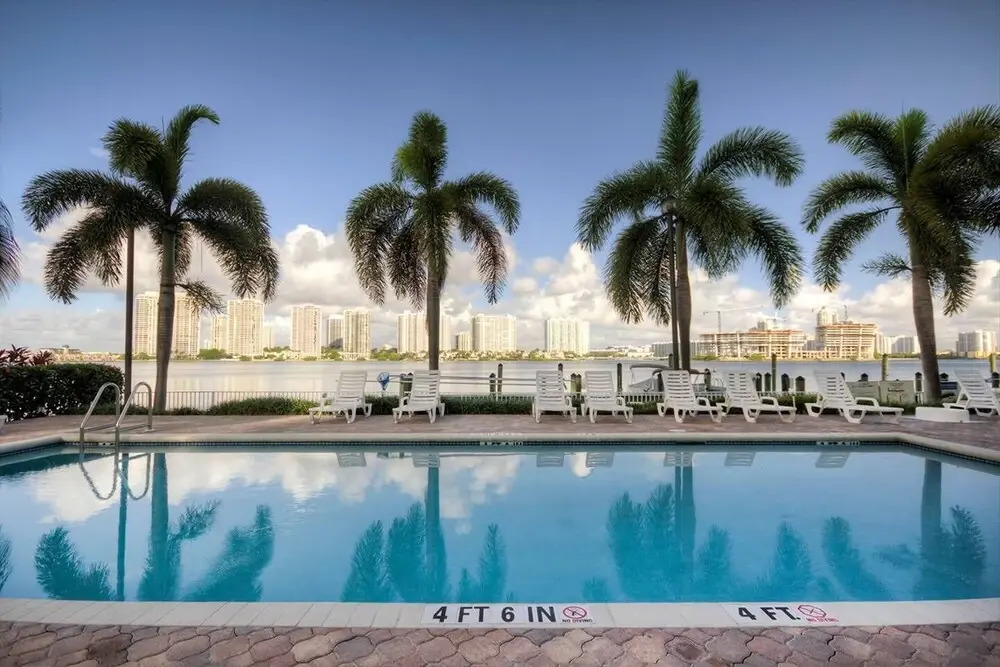 Le Laurier 802 - Condo 4 Pers., Sunny Isles