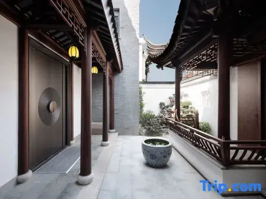 Shanghai Xiannuohui Homestay