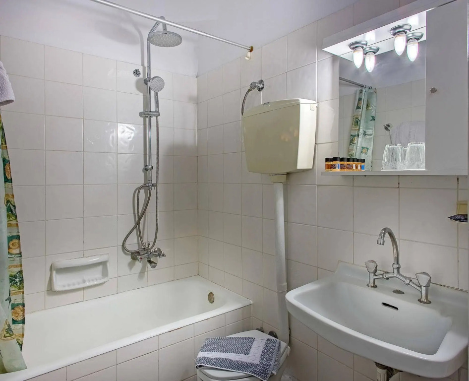 Nefeli Hotel