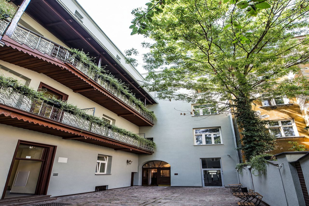 Aparthotel Old Town