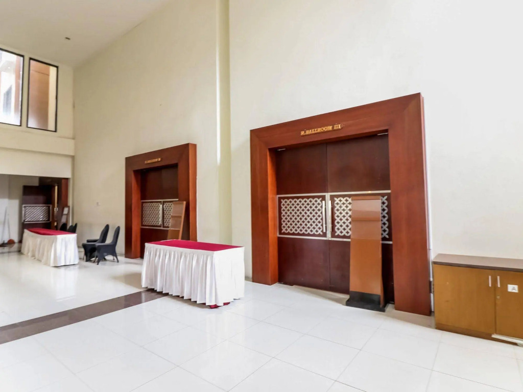 NIDA Rooms Colombo Komplek Karang Marang