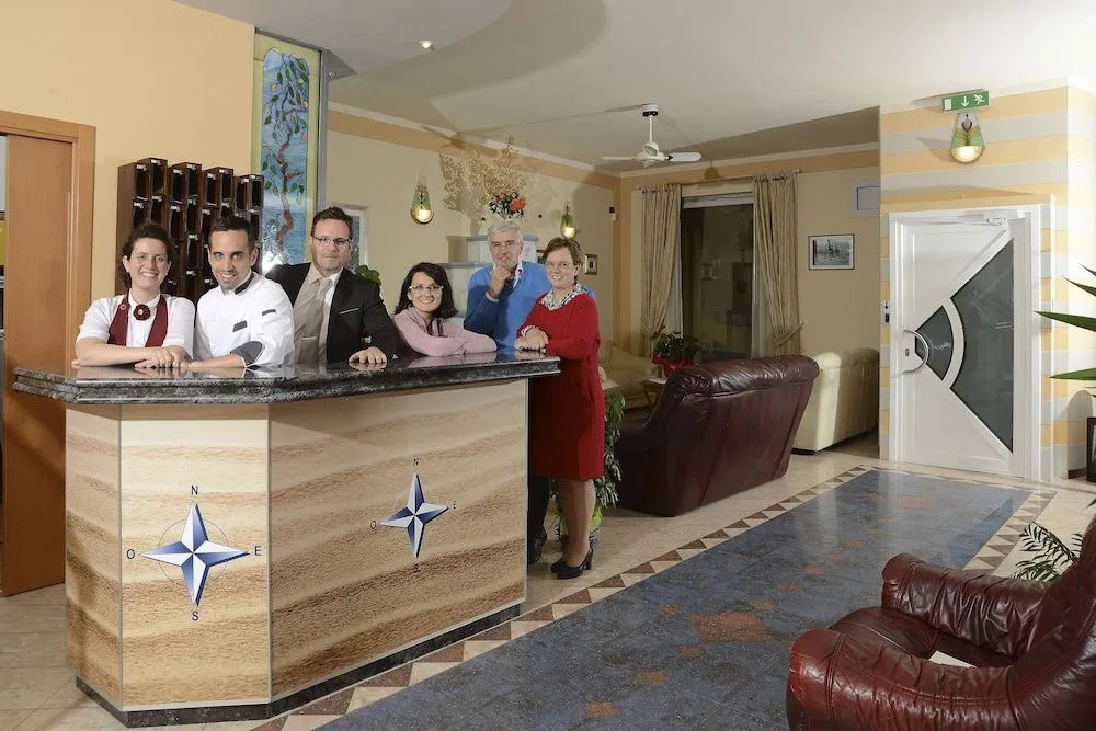 Hotel La Bussola