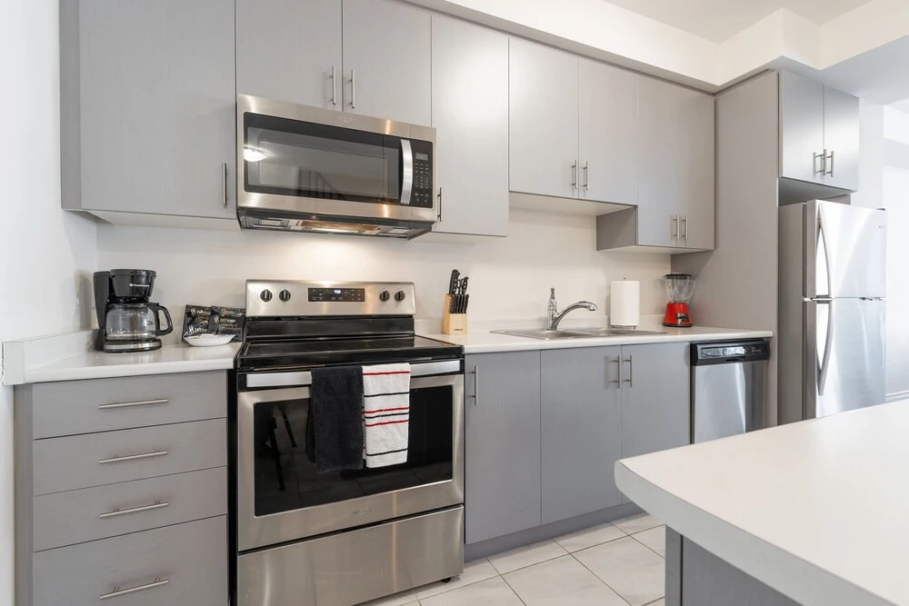 Superb Brand New Spacious Town Home