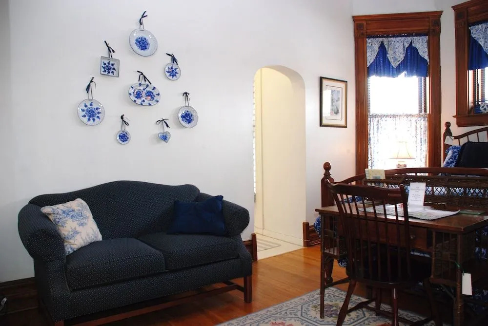 Philip W Smith B & B