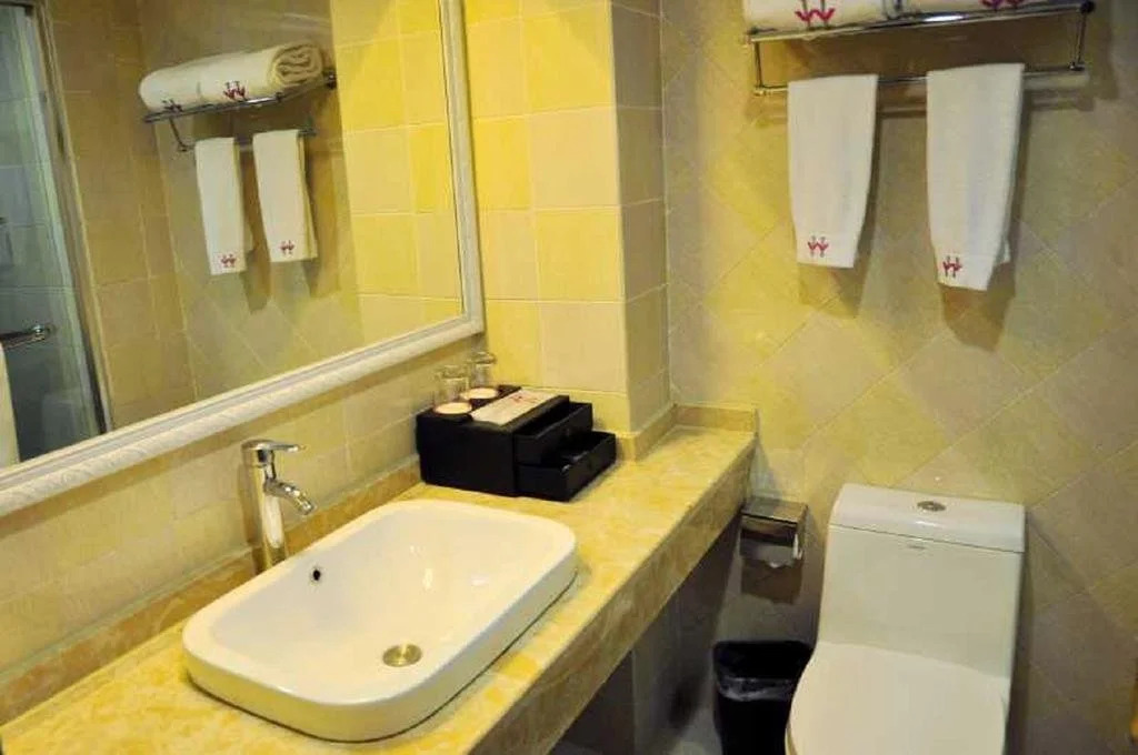 Jiashan Hollywood Hotel