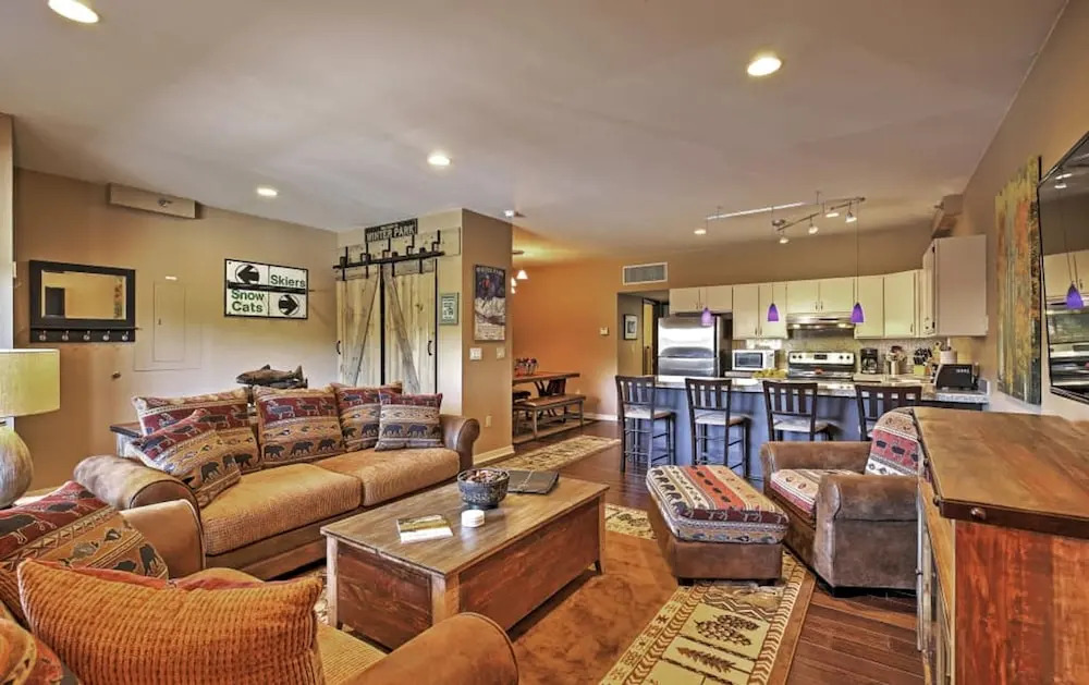 Village Center Condos 2nd Level #6 by Stay Winter Park