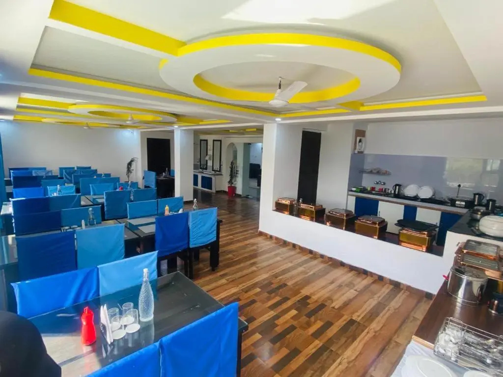 Hotel The White Castle Kargil