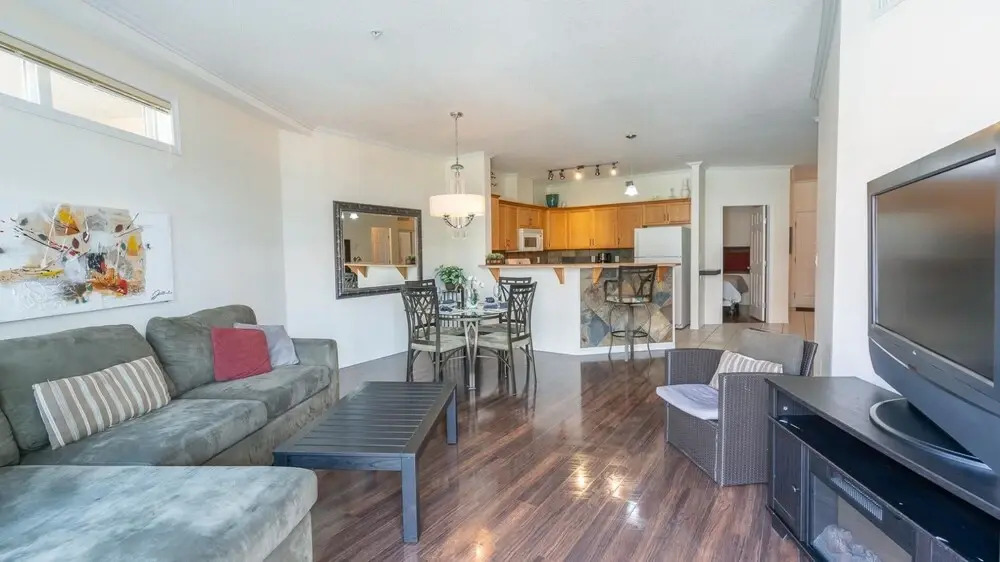 Two Bed Two Bath Two Pools