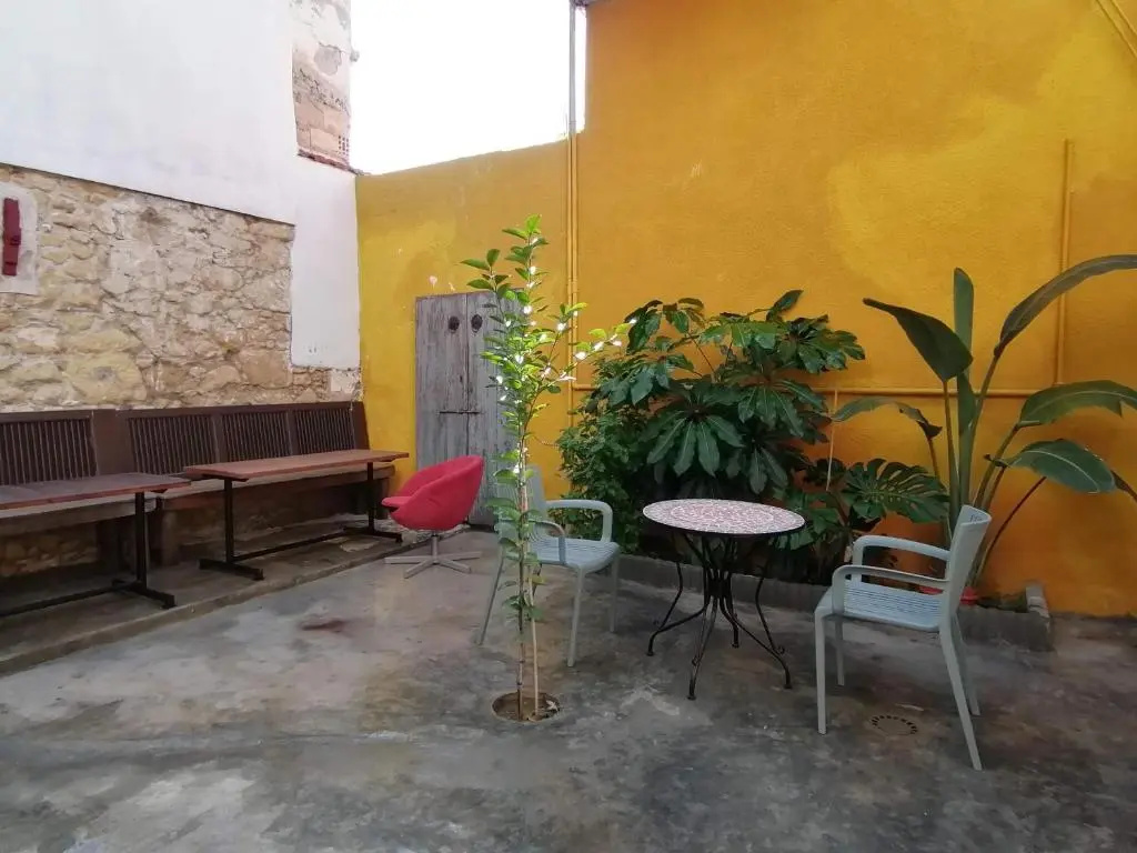 Le Mat Hostel