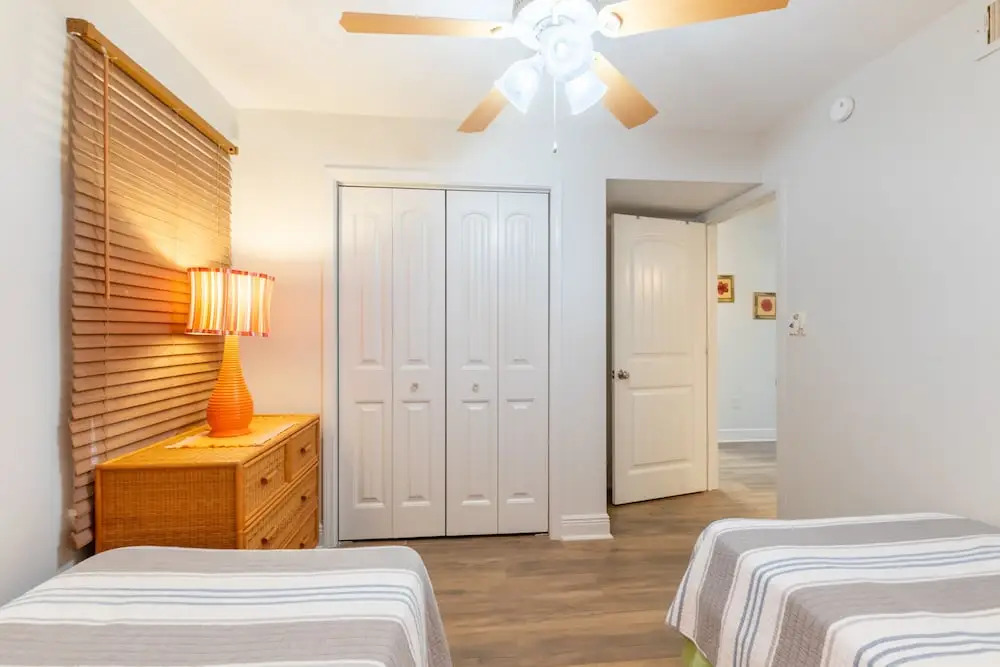Compass Point 108