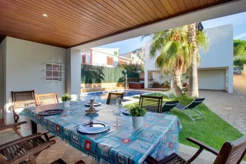 Villa Colonia