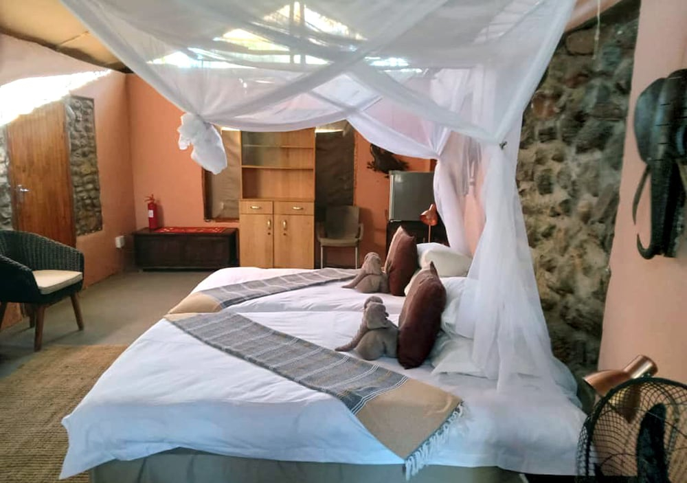Khowarib Lodge