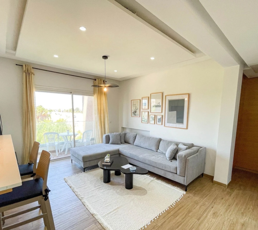 Bright Stylish 1bd Flat in Jardins De Carthage