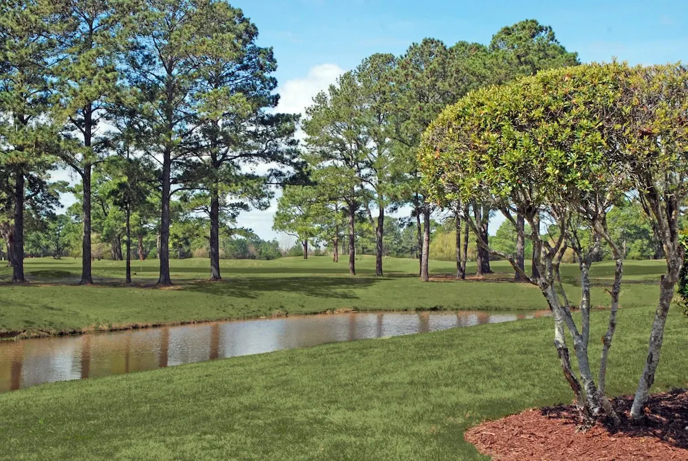 1st Floor Unit at Popular Myrtlewood Golf Resort!