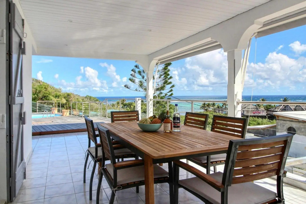 Villa Thomana, piscine, vue mer et plage à 100m