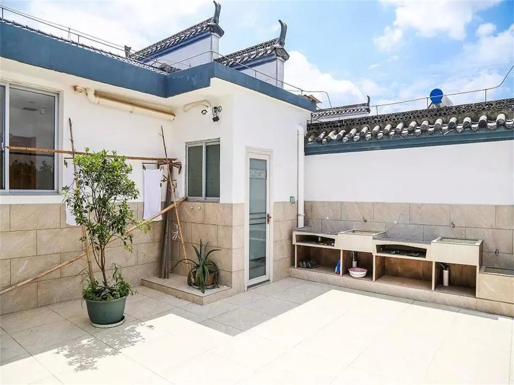 Huishu Renjia Inn