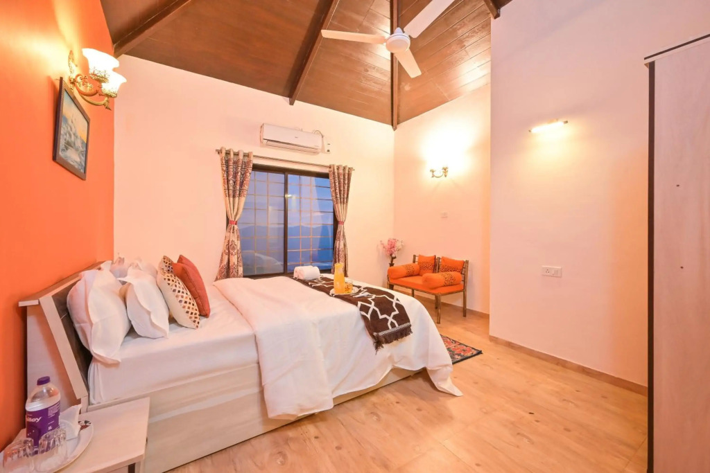 Backwater view Breeze Valley View Villa