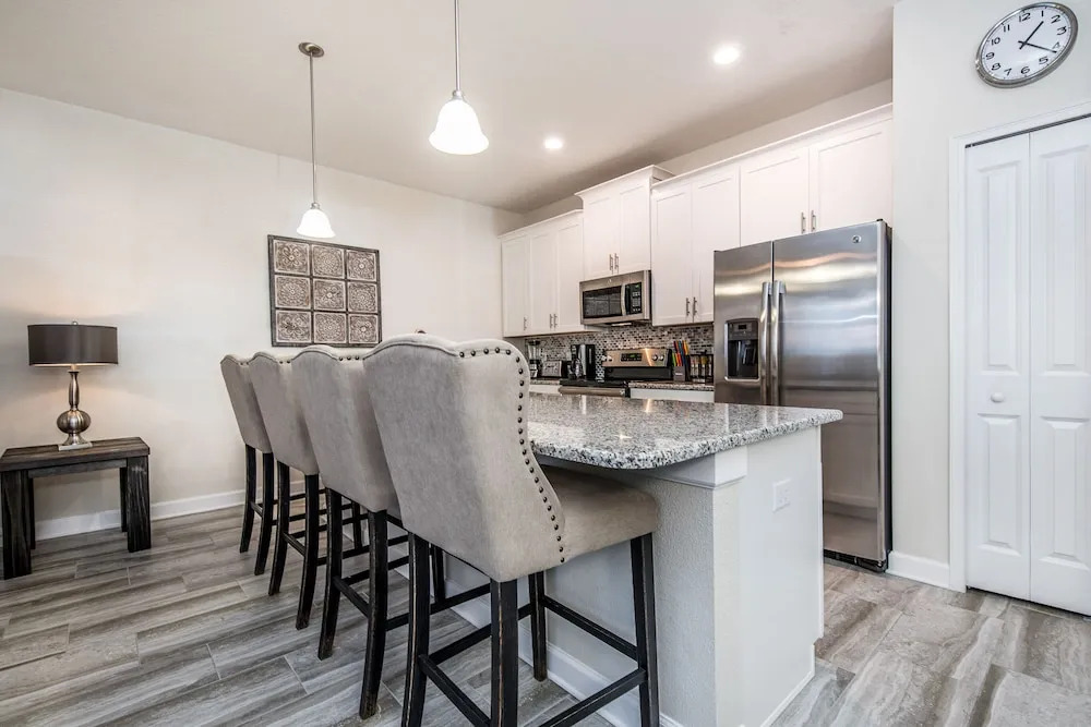 Beautiful 4 Bdrm, 3 Bath Townhome