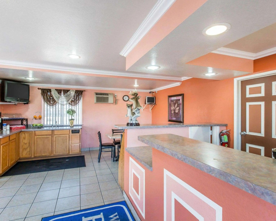 Studio 6 Suites San Bernardino, CA