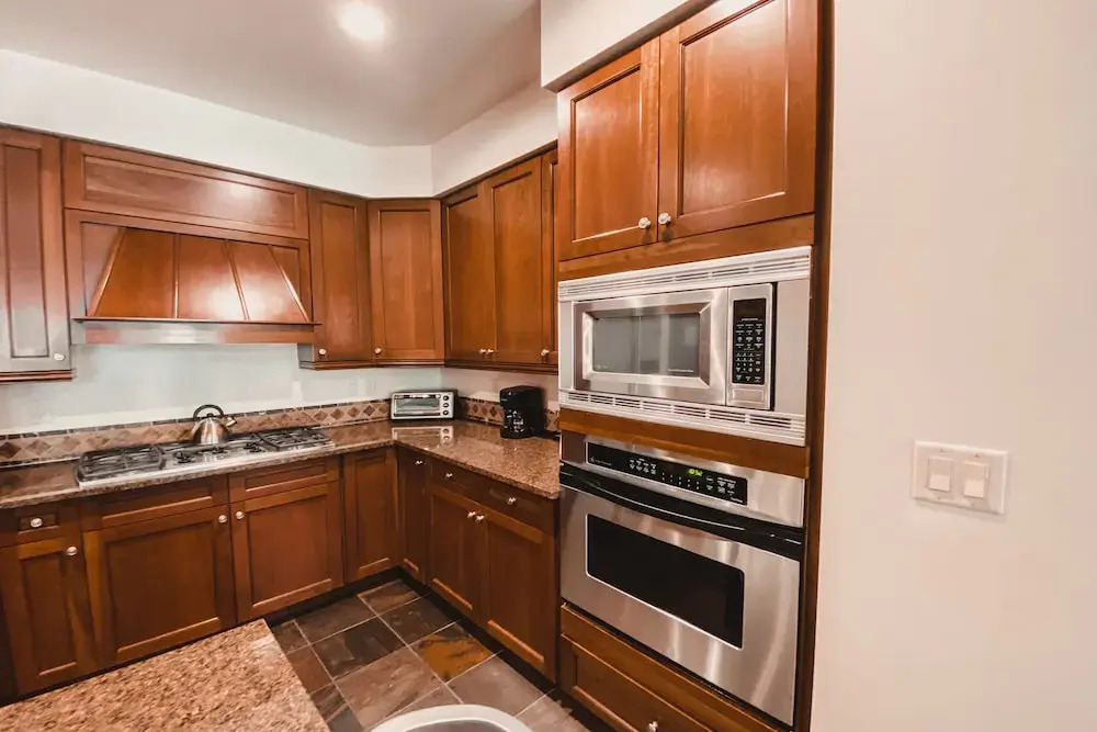 Lone Eagle 3000 by SummitCove Vacation Lodging