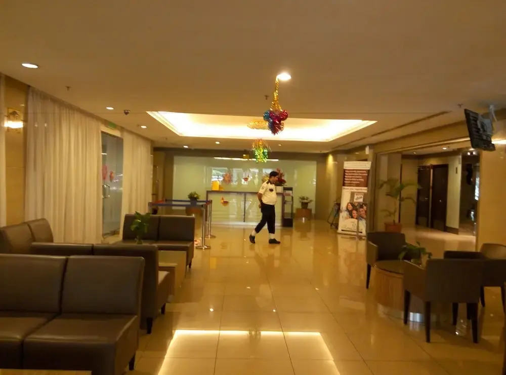 Windsor Tower Serviced Apartment