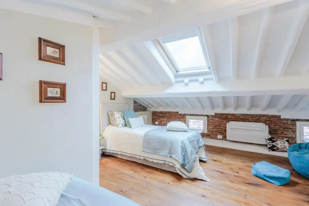 Apartment in Lucca Near Cathedral Square