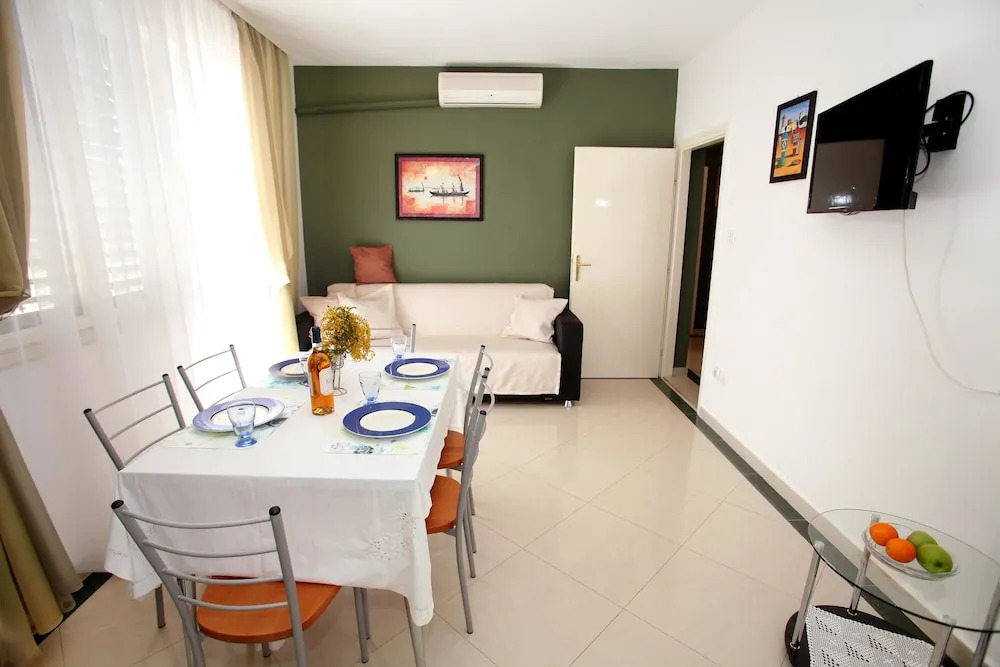 Apartment Ivan