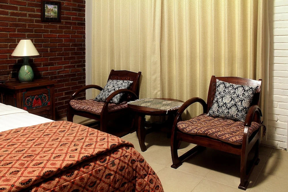 ZEN Rooms Sukamekar Surya Sumantri