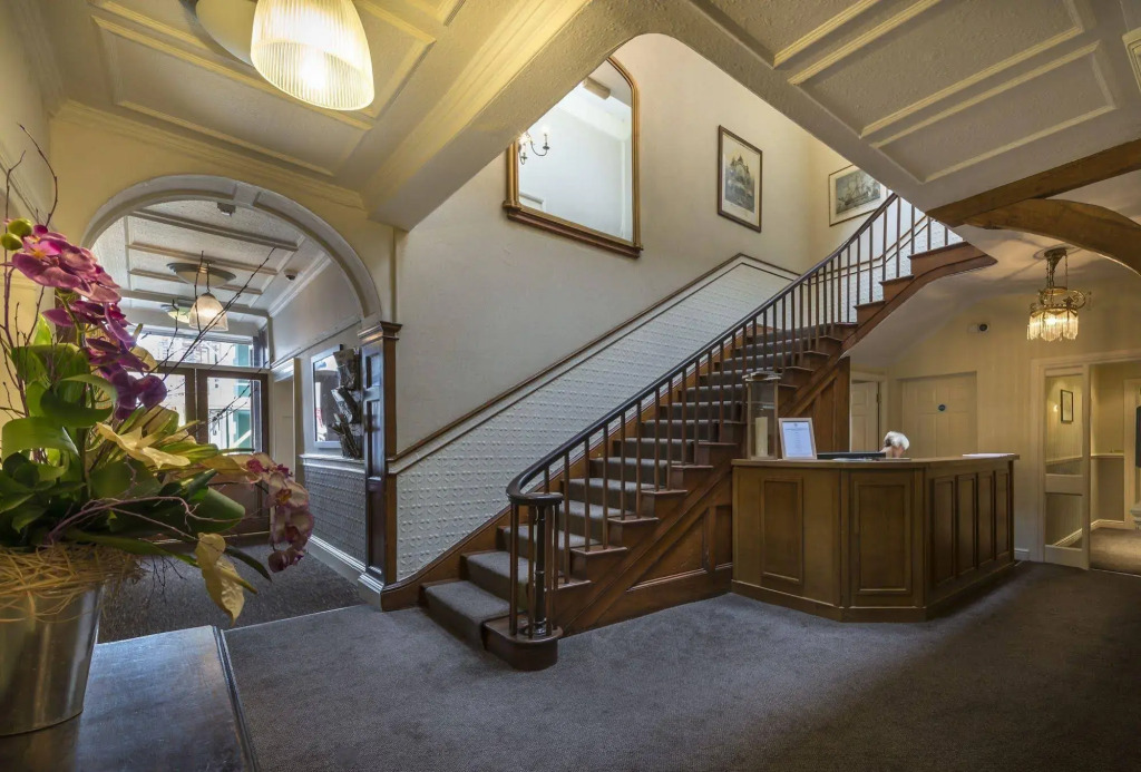 The Royal Oak Hotel, Welshpool - The Coaching Inn Group