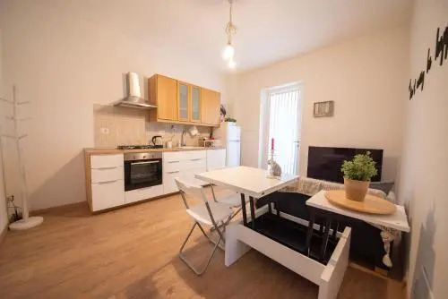 Bright Perugia Apartment