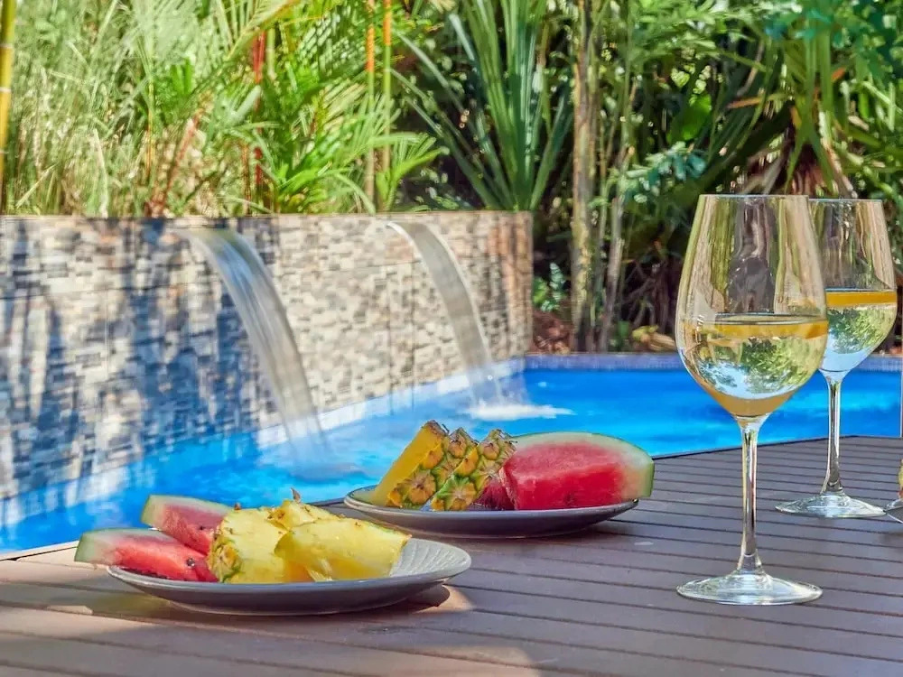 Villa Palmeras with jungle views pool near MA