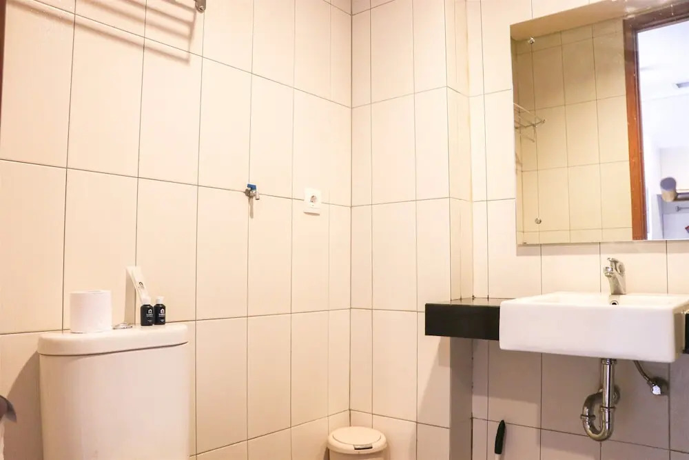 Spacious And Strategic Studio Apartment At Dago Suites