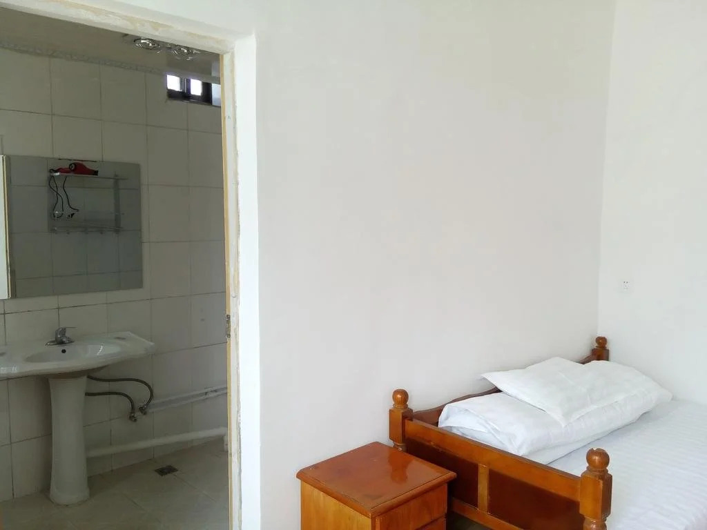 Peaceful Hotel