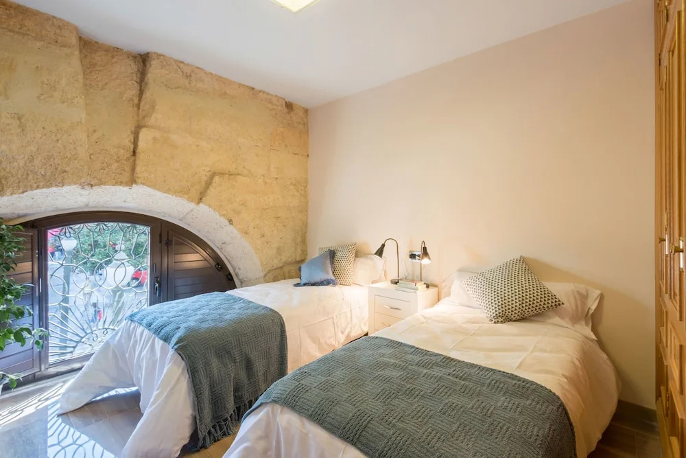 Chezmoihomes Luxury Town hall Granada