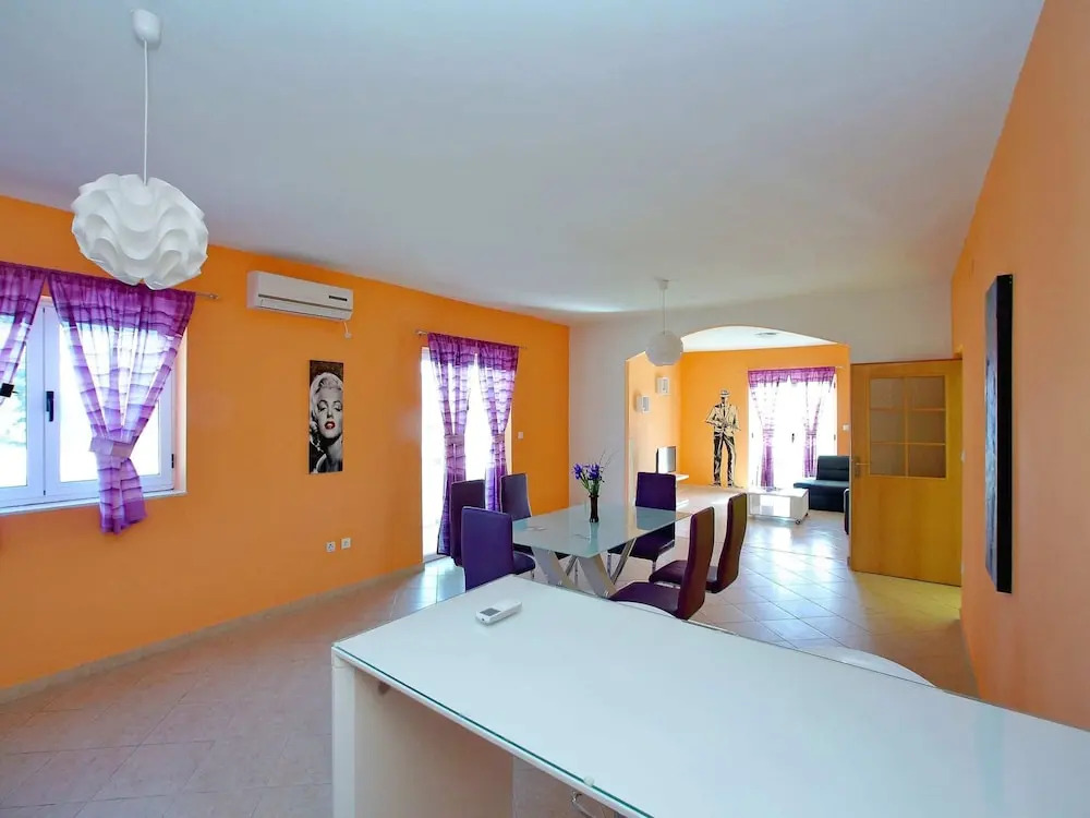 Modern Apartment in Bibinje With Pool
