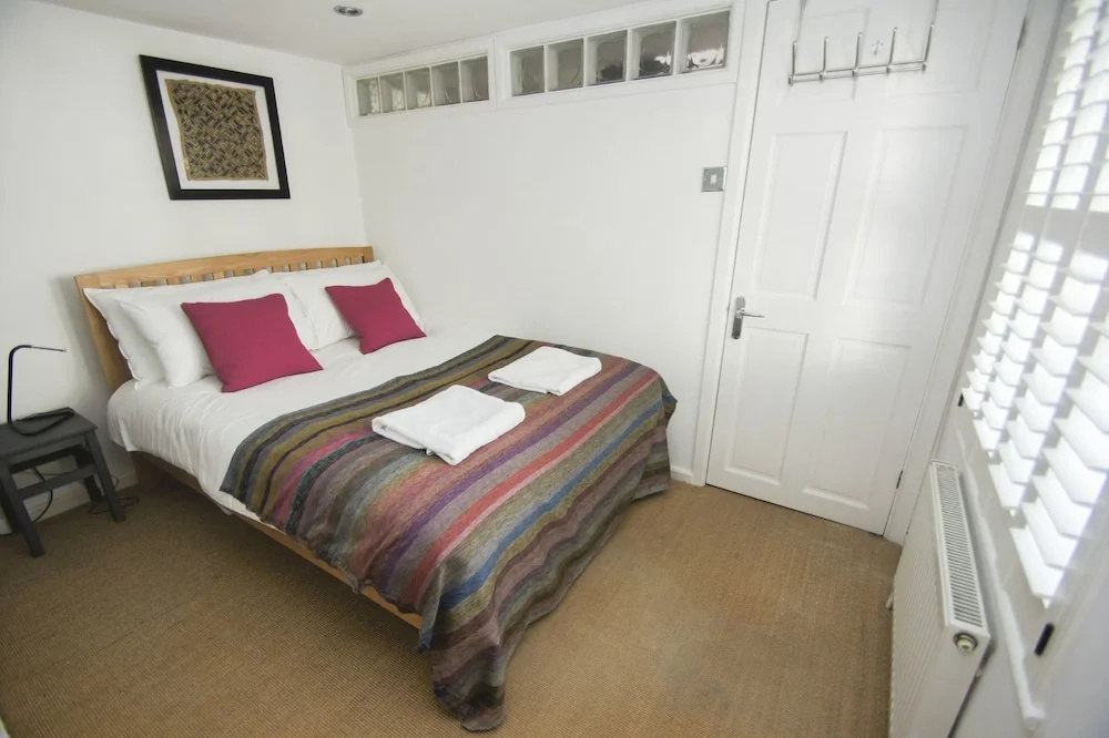 Marine Gardens - Central - by Brighton Holiday Lets