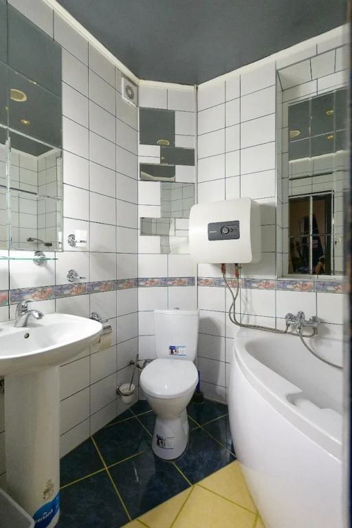 Kiev Accommodation Apartments on Grushevskogo st