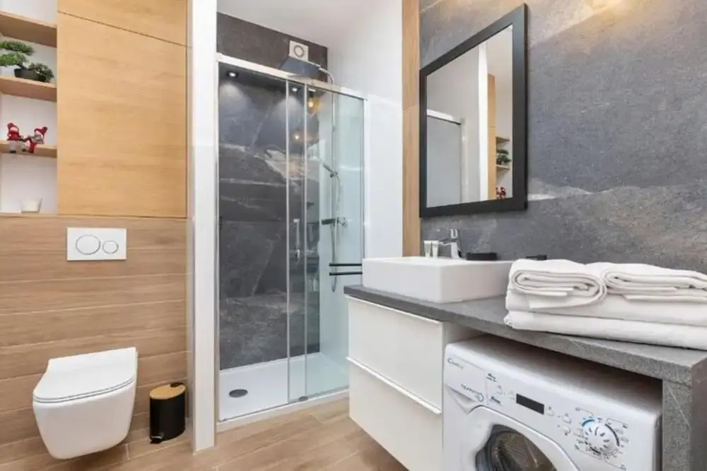 Apartment With Swimming Pool, Terrace, Pobierowo