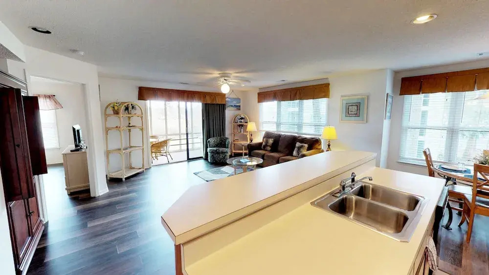 River Creek 1 Unit 304