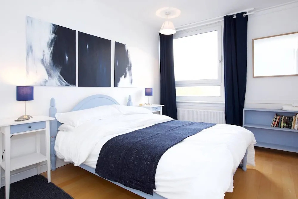 Chic 3BR, sleeps 8, close to The Oval and Kennington