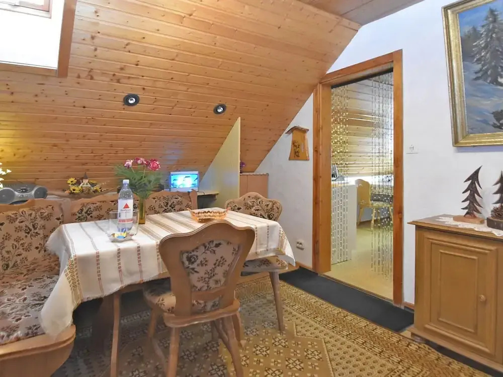Einladende Ferienwohnung mit Garten