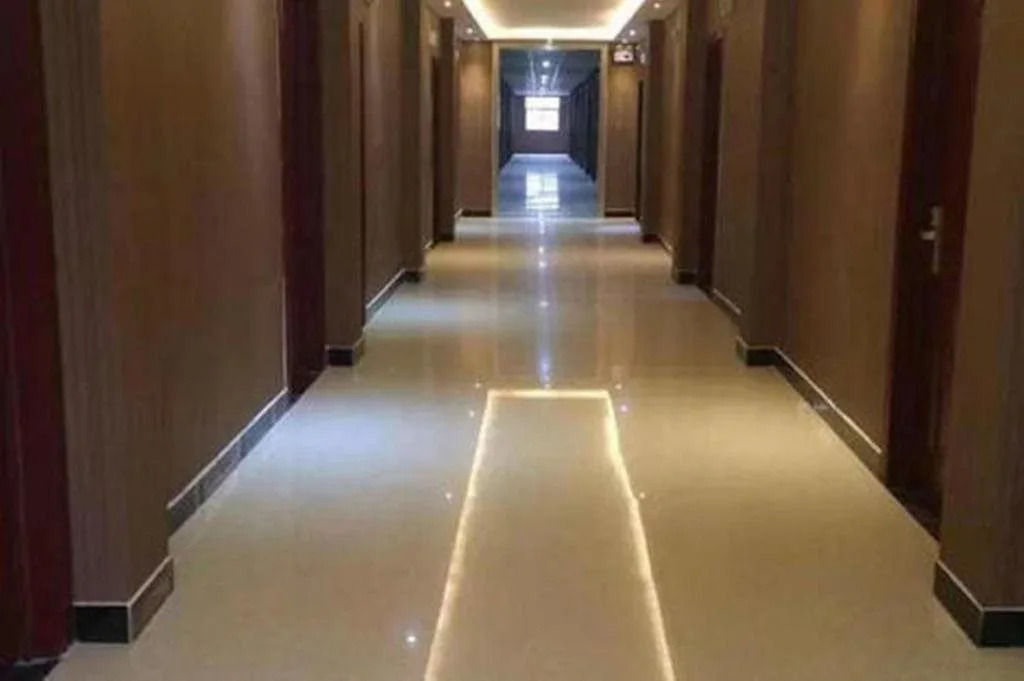 Xi'an Quyi Express Hotel