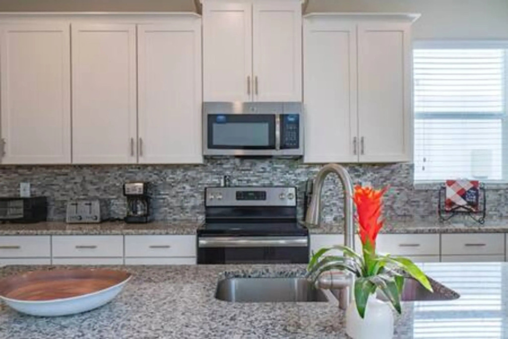 CG 1557 Mulligan Magical Retreat 5BR Pool Spa Near Disney