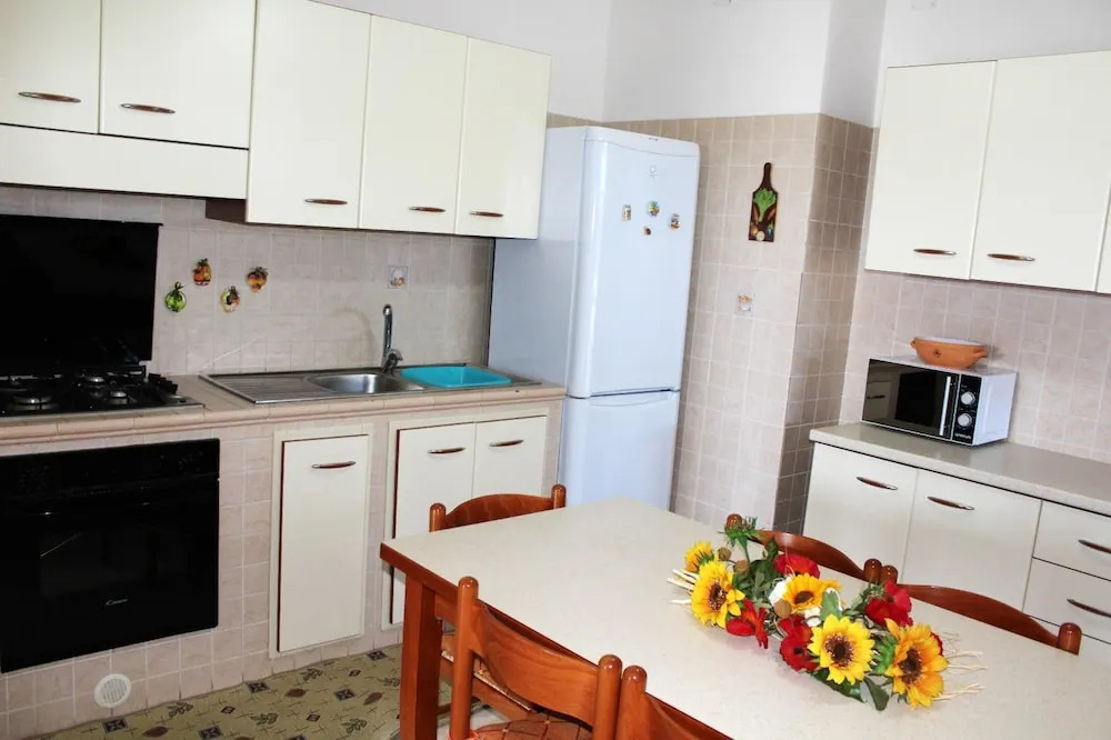 House With 2 Bedrooms in Capilungo, With Wonderful sea View and Enclosed Garden Near the Beach