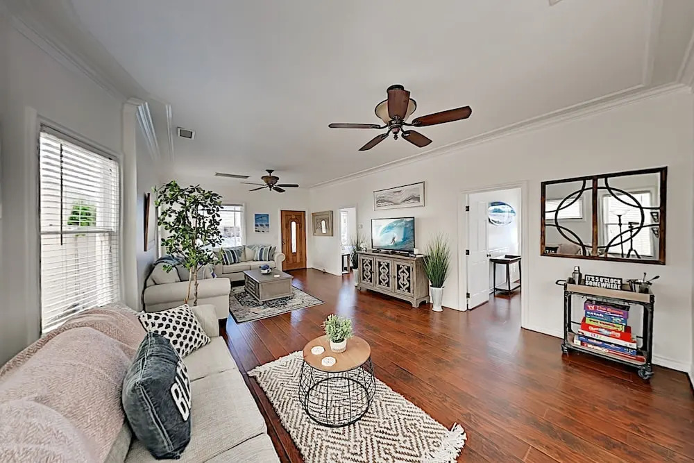 130wfigu 2 Bedroom Home