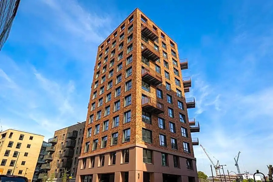 Cabot - Central Apartments