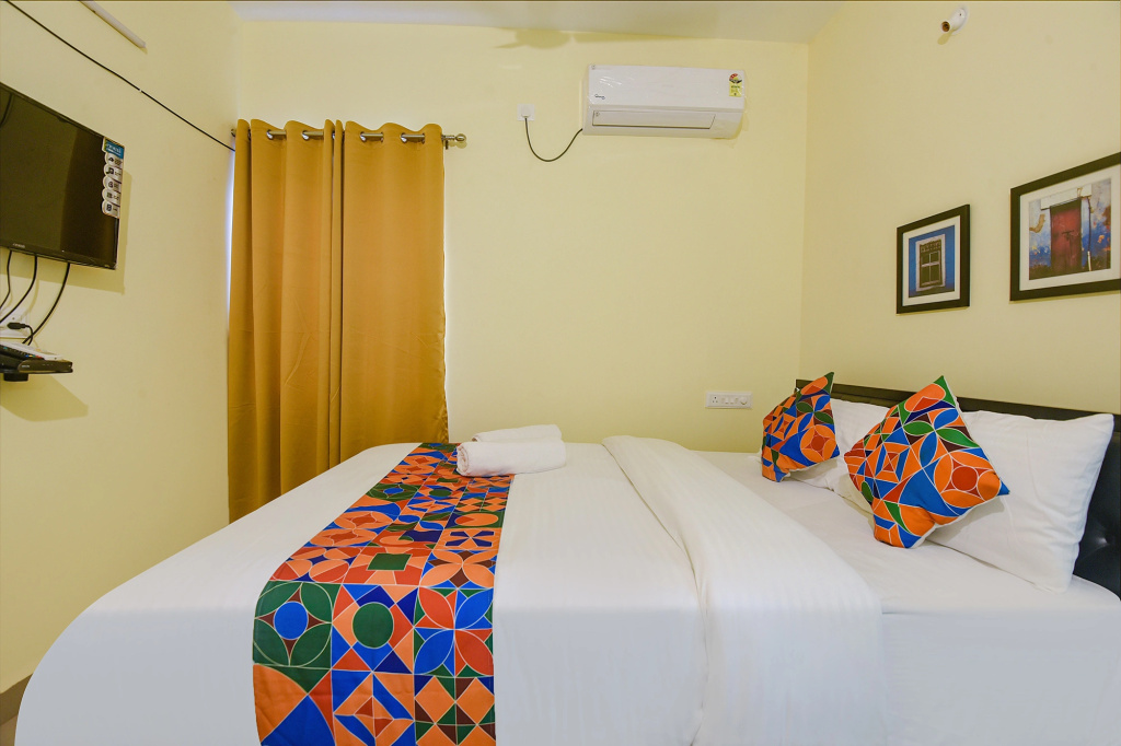 FabExpress Symphony Homes, Calangute Beach