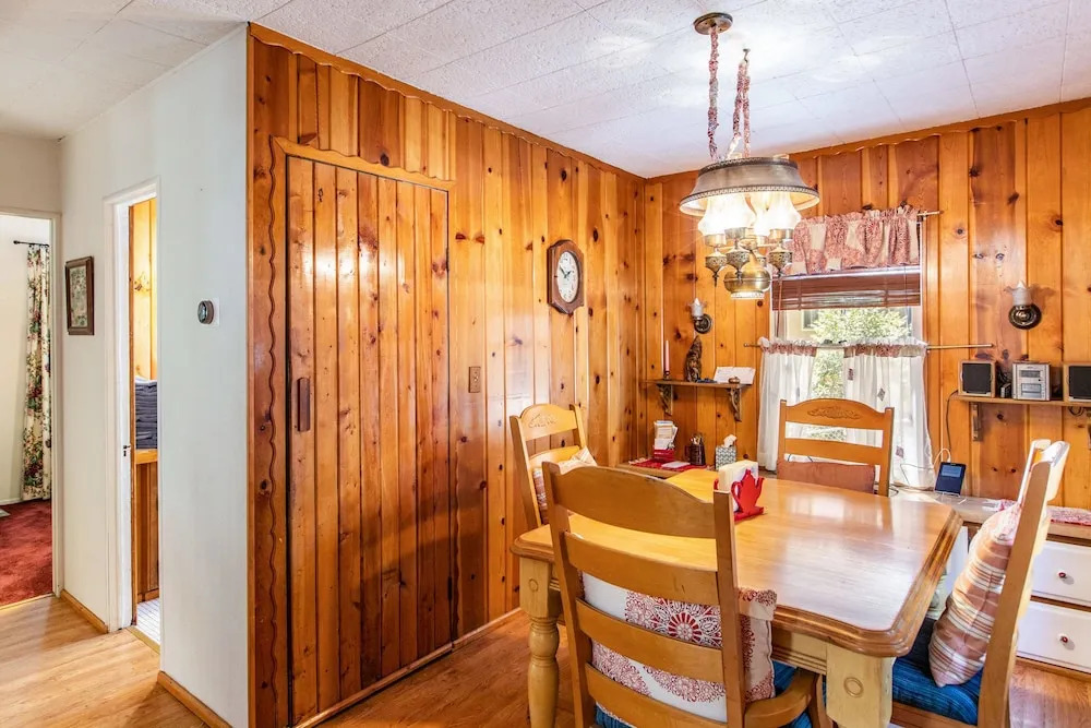 The Cottage - Charming Home 2 Bedrooms 2 Bathrooms Home