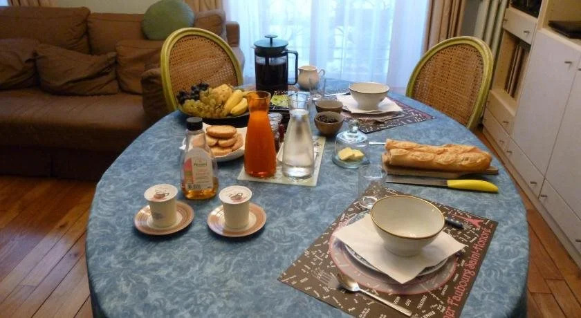 Bed And Breakfast Charonne 2